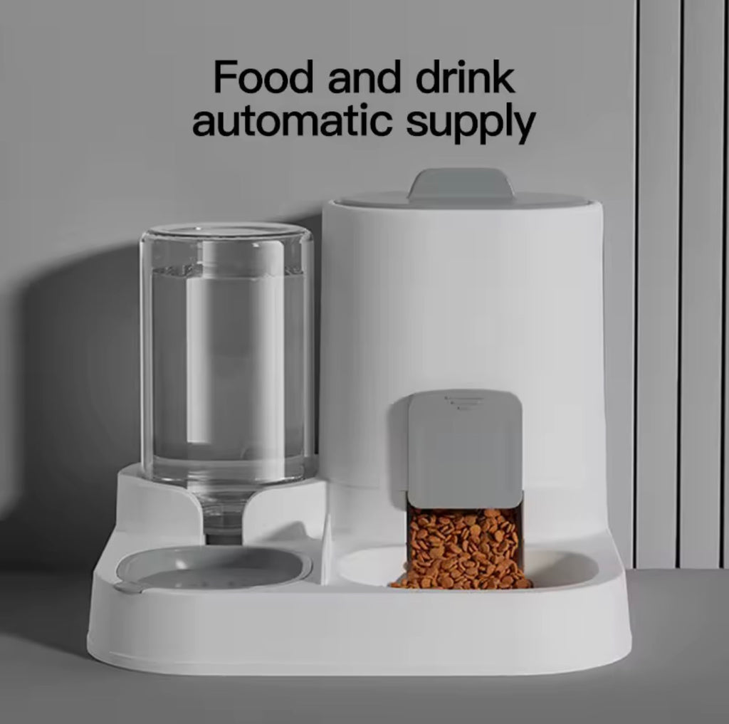 Dispenser automatico per animali
